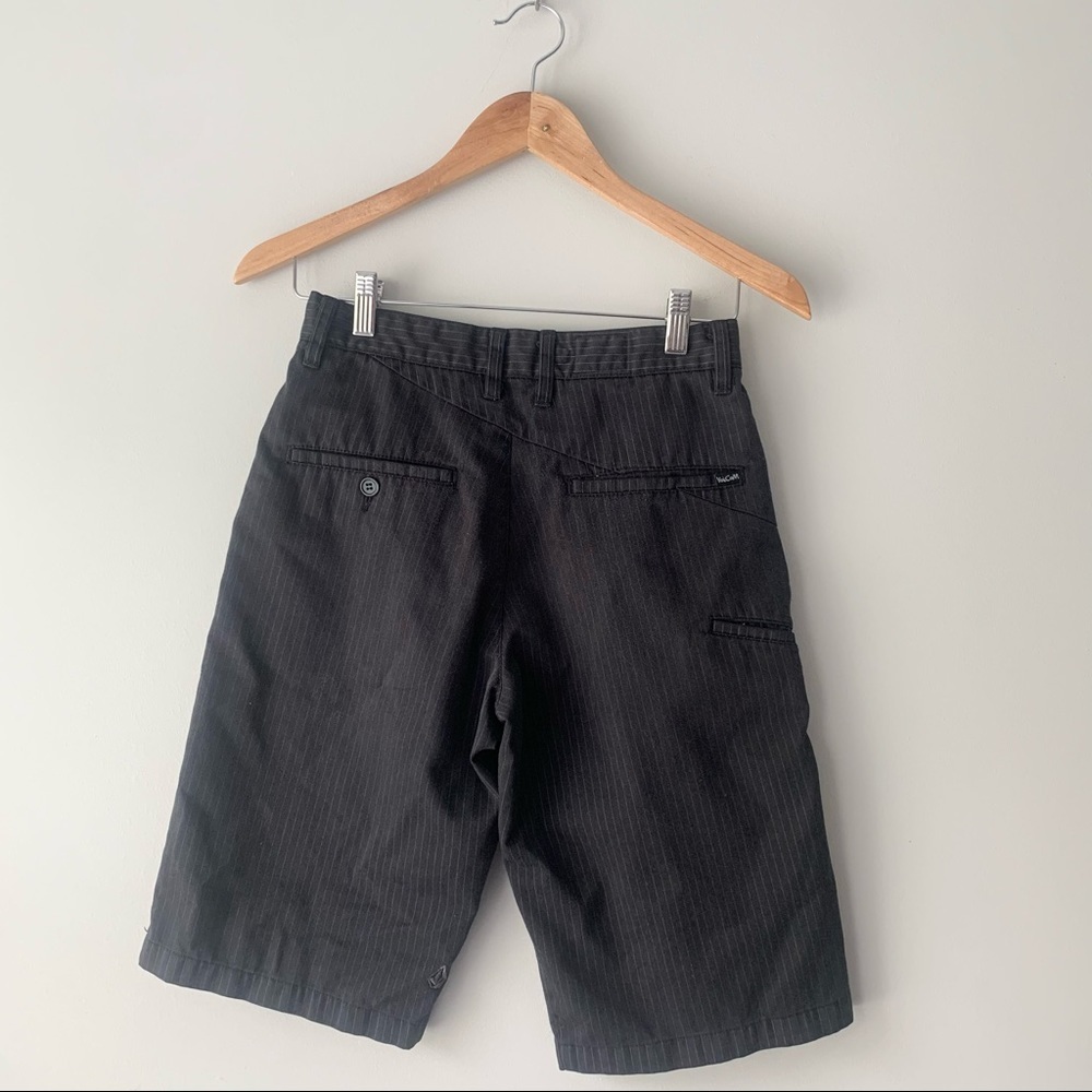 Volcom Shorts - Picture 3 of 6
